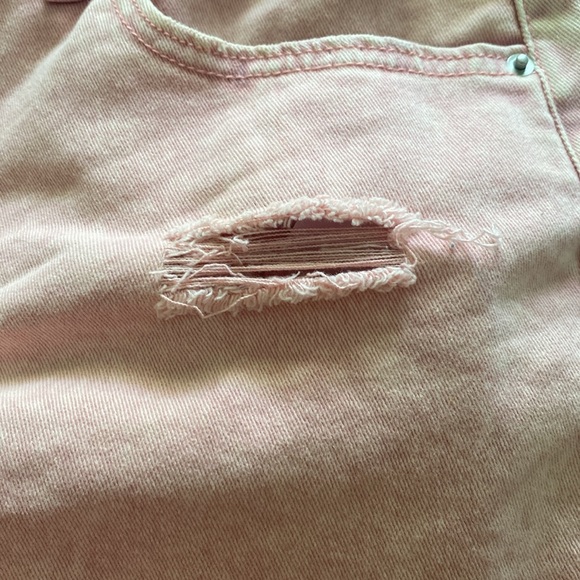 light pink time and tru jean shorts - Picture 4 of 4